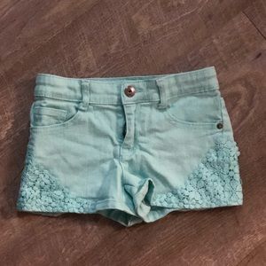 Girls crazy 8 shorts. Mint green in color